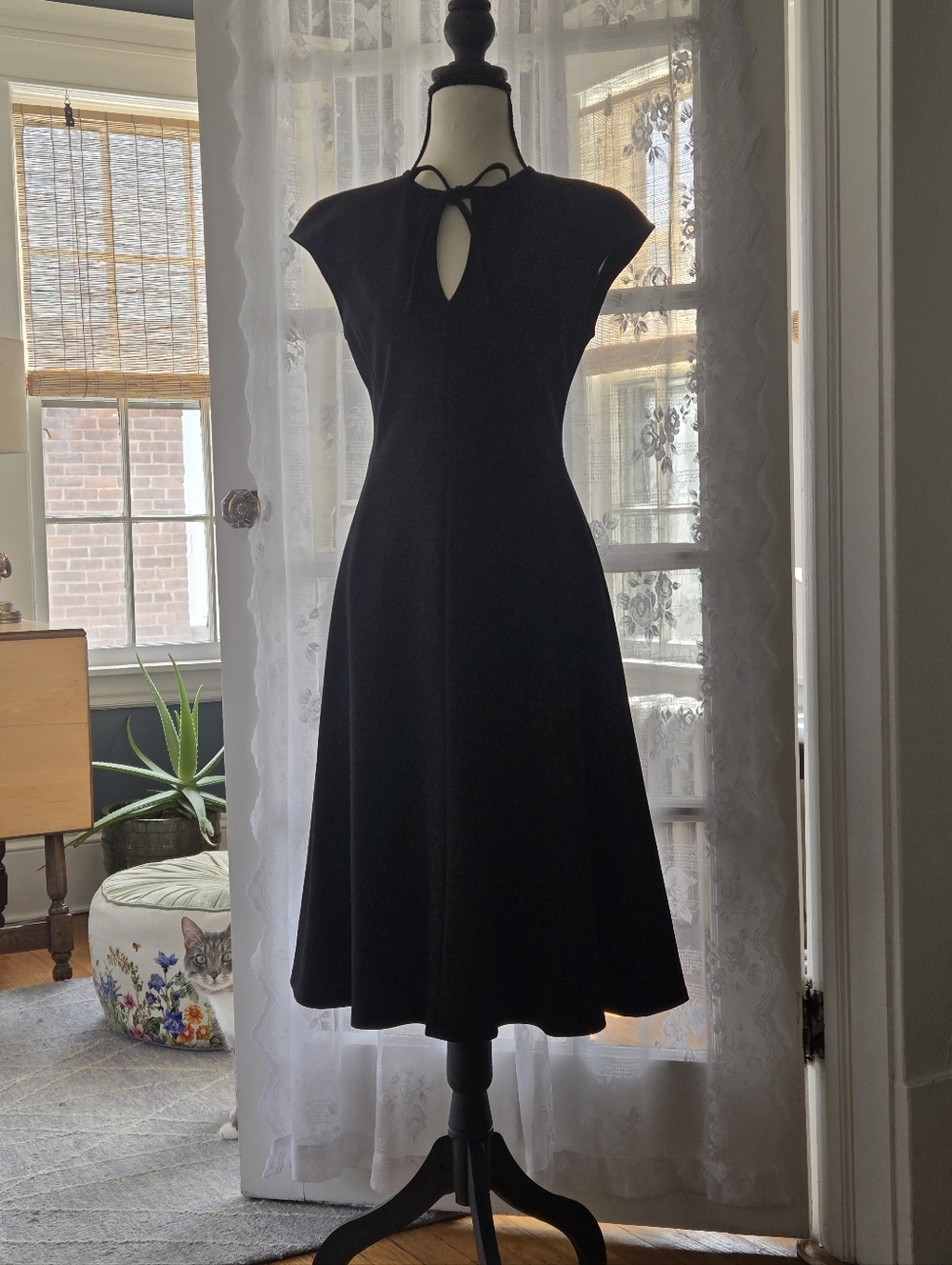 Kate Spade Classic Black Front Keyhole Fit-and-Flare Dress - Picture 2 of 3